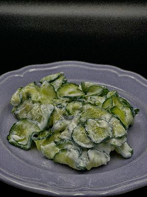 Tejfölös uborkasaláta (Cucumber salad with sour cream)