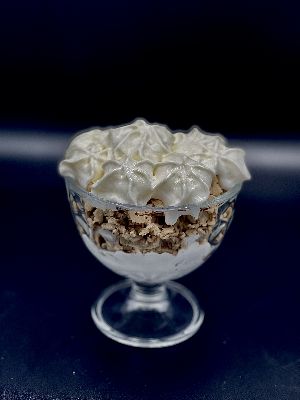 94. Gesztenyepüré (Chestnut puree with cream)