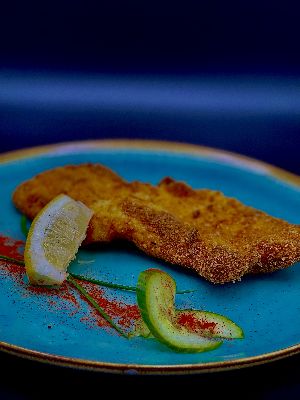 Harcsafilé rántva (Fried catfish without fishbone)