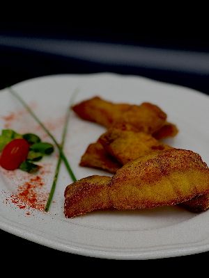 Fokhagymás sült fogasfilé (Roasted pike-perch slices with garlic)